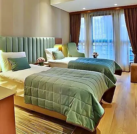 The Tango Hotel 3*