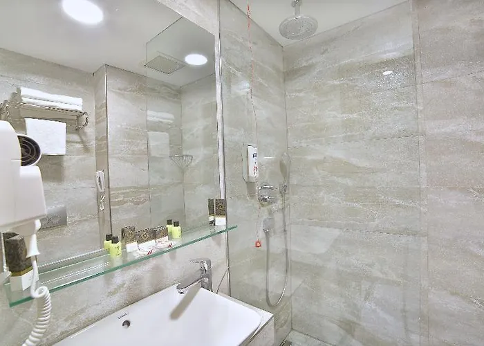 Hotel The Tango 3*