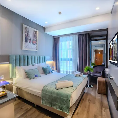 The Tango Hotel 3*